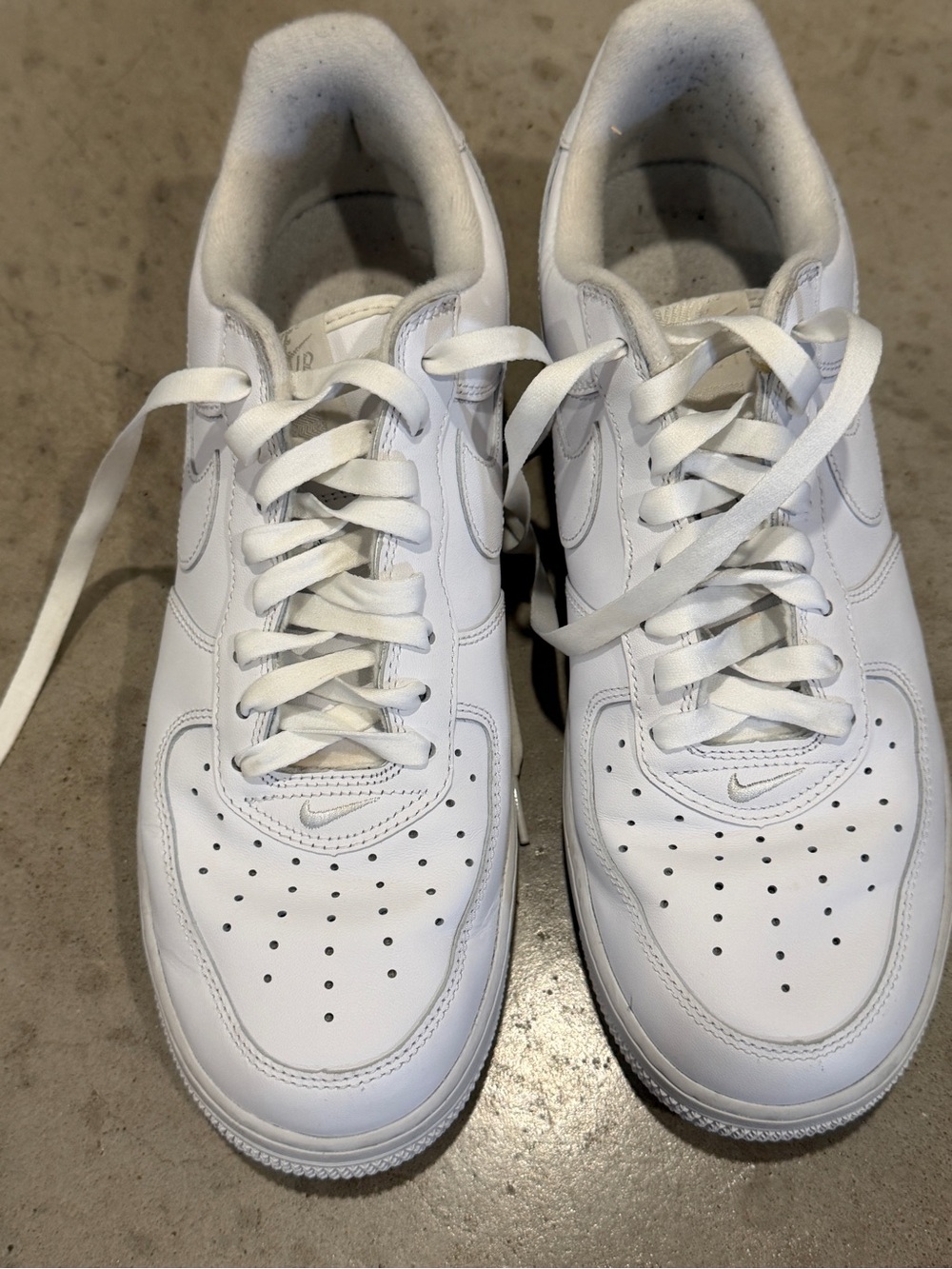 Classic Nike Supreme White Men’s Leather Sneakers